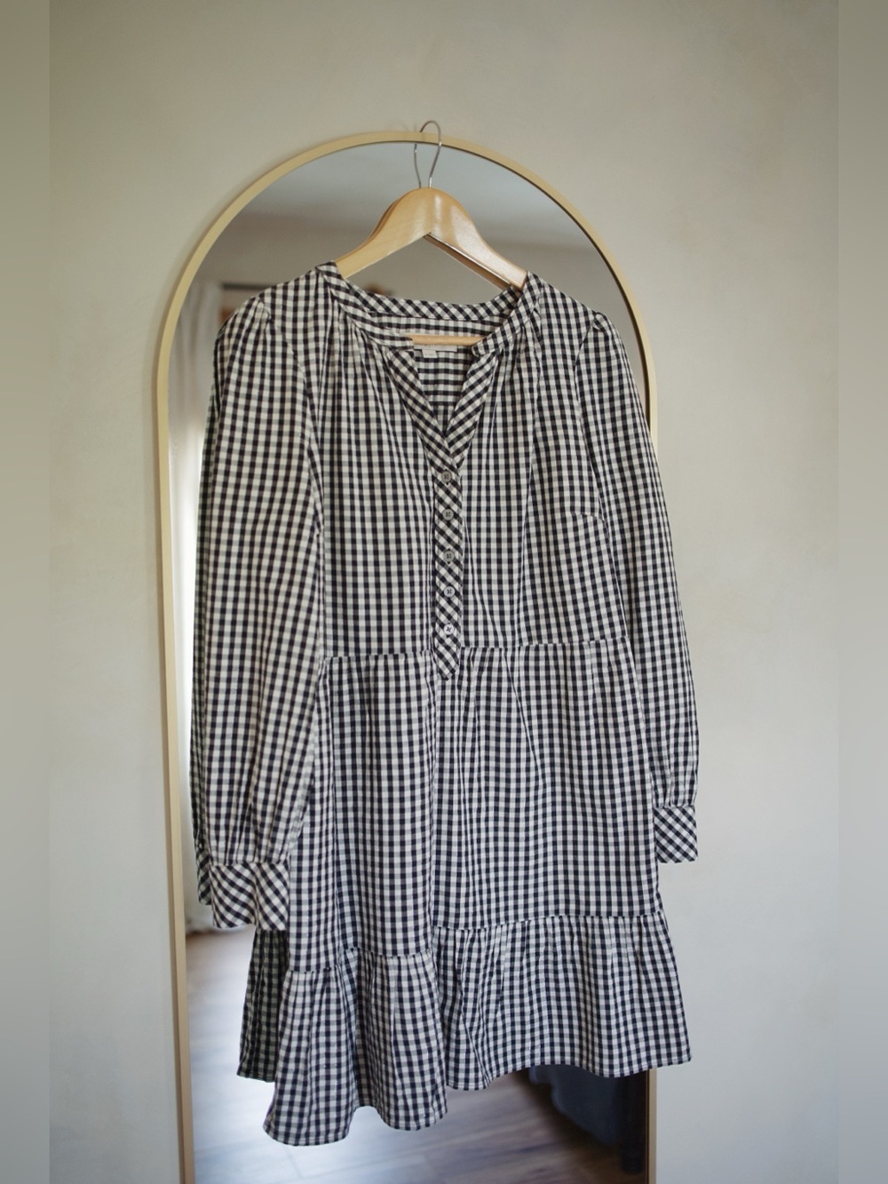 Very pretty cotton navy gingham dress